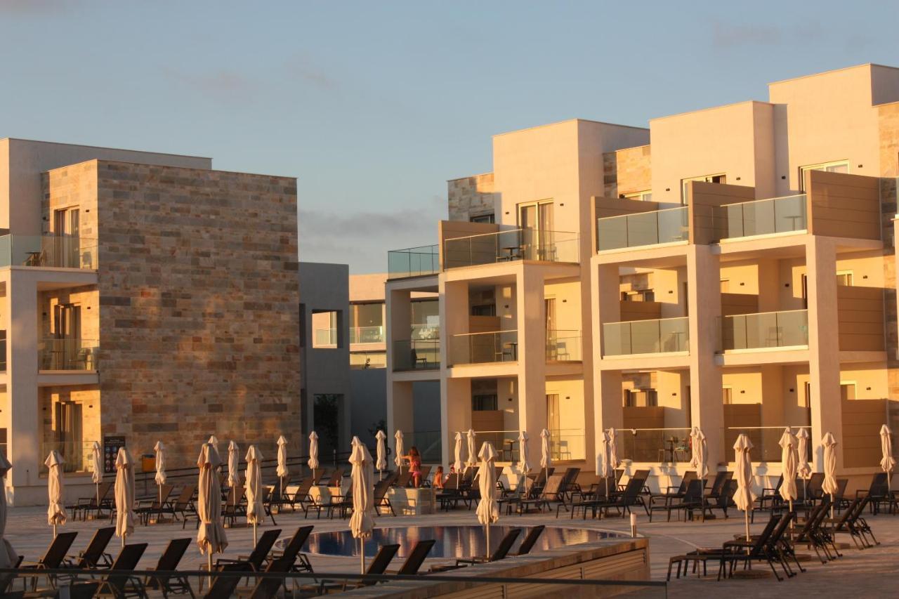 Gold Lagoon Kosher Hotel Пафос Экстерьер фото